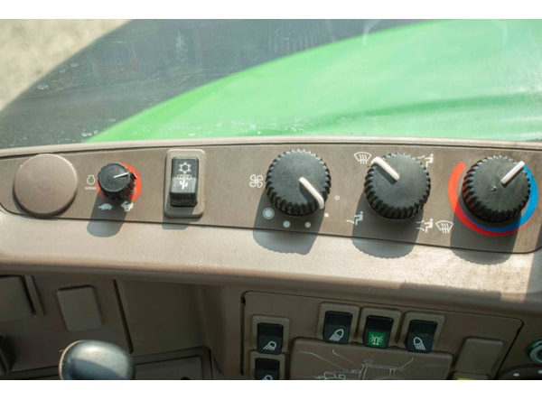 Tractor John Deere 6155M de vanzare